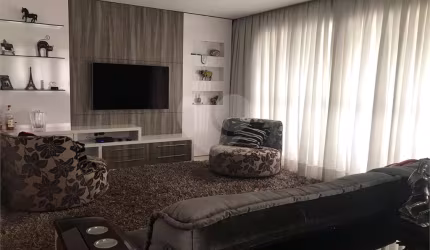 Apartamento com 4 quartos à venda ou para locação em Jardim Avelino - SP