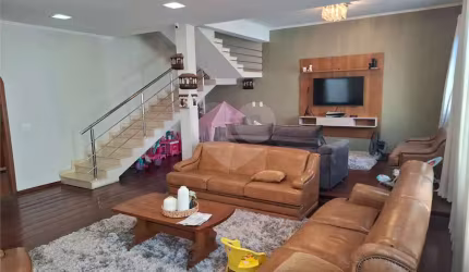 Casa com 4 quartos à venda em Vila Lúcia - SP