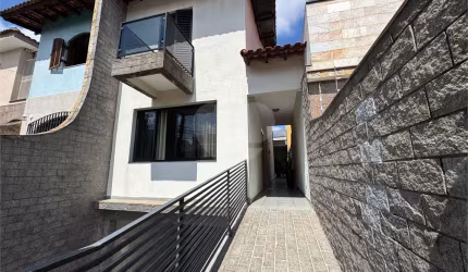 Sobrado com 3 quartos à venda em Vila Ema - SP