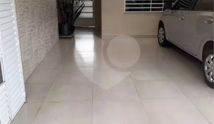 Sobrado com 3 quartos à venda em Jardim Avelino - SP