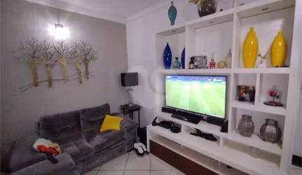Sobrado com 3 quartos à venda em Vila Carrão - SP