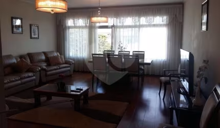 Sobrado com 3 quartos à venda em Jardim Avelino - SP