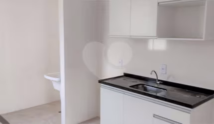 Apartamento com 2 quartos à venda em Vila Paulo Silas - SP