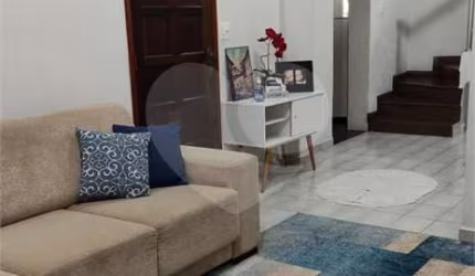 Sobrado com 3 quartos à venda em Vila Graciosa - SP