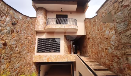 Sobrado com 4 quartos à venda em Vila Bela - SP