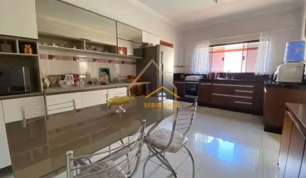 Casa com 3 dormitórios à venda, 158 m² por R$ 700.000,00 - Cidade Jardim II - Americana/SP