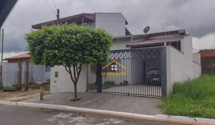 Casa com 2 dormitórios à venda por R$ 430.000,00 - Jardim Campos Verdes - Nova Odessa/SP