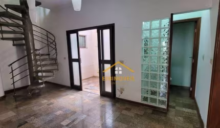 Casa com 3 dormitórios à venda, 221 m² por R$ 670.000 - Vila Grego - Santa Bárbara D'Oeste/SP