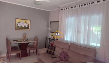 Casa com 2 dormitórios à venda, 110 m² por R$ 430.000 - Vila Letônia - Nova Odessa/SP