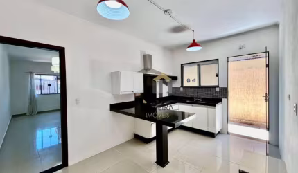 Casa com 2 suítes  à venda, 170 m² por R$ 650.000 - Parque dos Coqueiros - Atibaia/SP