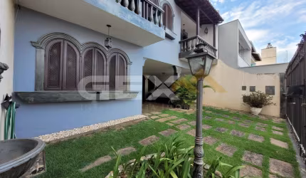 Casa Clássica no Bairro Santo Antônio