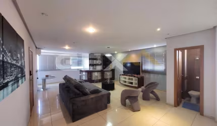 Apartamento com 159m² no miolo do centro