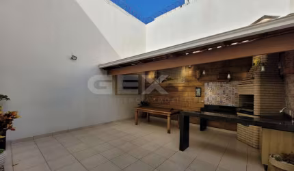 Casa de 2 andares no bairro Manoel Valinhas