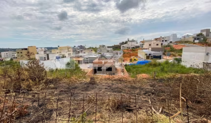Lote no Walchir Resende