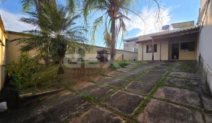Casa à venda, 03 quartos, 01 suíte, 04 vagas, Rua Vera Moreira de Castro, Manoel