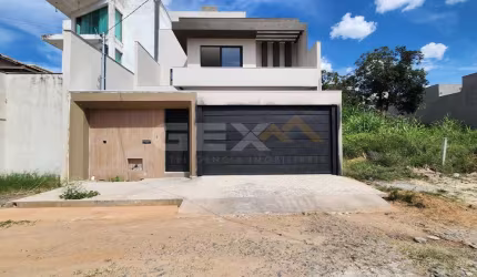 Casa em construção de 2 pavimentos e espaço gourmet no bairro Bom Pastor
