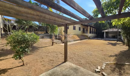 Chácara em lote de 800m² no Gafanhoto