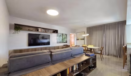 Apartamento à venda, 03 quartos, 01 suíte, 02 vagas, Av. Divino Esp. Santo, Cent