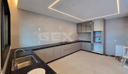 Apartamento à venda no Centro, com 3 quartos sendo 1 suíte com closet.