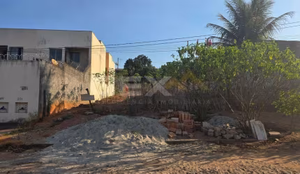 Lote 10x30 à venda no Manoel Valinhas