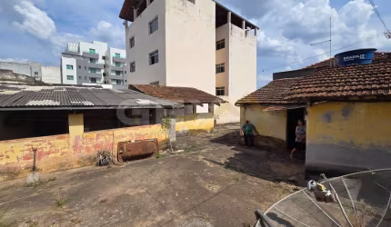Lote à venda no Centro de 470 m².