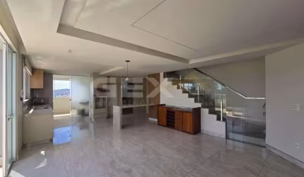 Cobertura Top-House à venda no bairro Sidil com 4 quartos sendo 1 suíte.