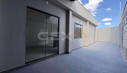 Casa à venda no bairro São Luís, 3 quartos sendo 1 suíte.