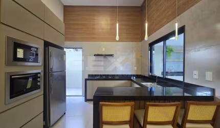 Casa à venda no bairro Belvedere, mobiliada e com marcenaria completa, 3 quartos