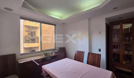 Apartamento à venda no Centro, 3 quartos sendo 1 suíte.