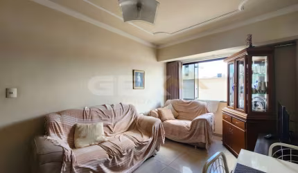 Apartamento à venda na Av. Paraná, 3 quartos sendo 1 suíte.