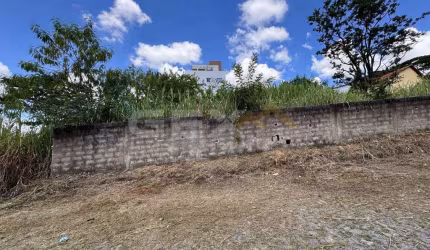 Lote à venda no bairro Sidil, com 360 m².