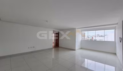 Apartamento à venda no bairro Sidil, 3 quartos sendo 1 suíte.