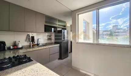 Apartamento à venda no bairro São José, 2 quartos e 1 vaga.