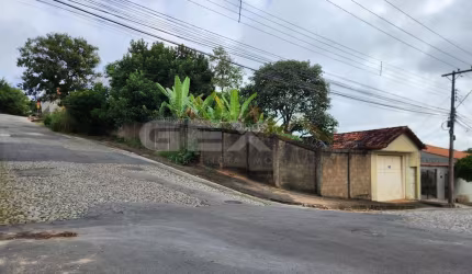 Lote à Venda no Bairro Belvedere com 347m²