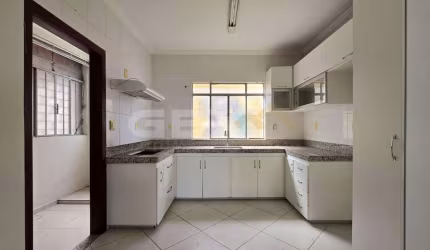 Apartamento à venda no bairro Porto Velho, 3 quartos, 1 suíte e 1 vaga.