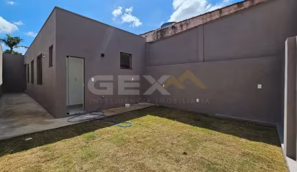 Casa à venda no bairro Santa Tereza, 3 quartos, 1 suíte e 2 vagas.