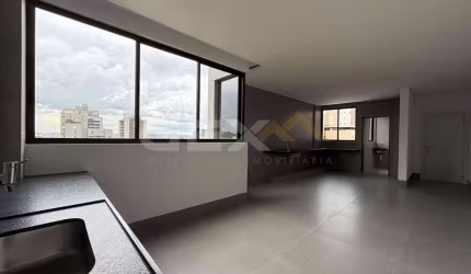 Apartamento à venda no Centro, com 3 quartos sendo 1 suíte.