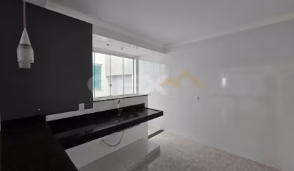 Apartamento de 03 quartos e 01 vaga no Manoel Valinhas.
