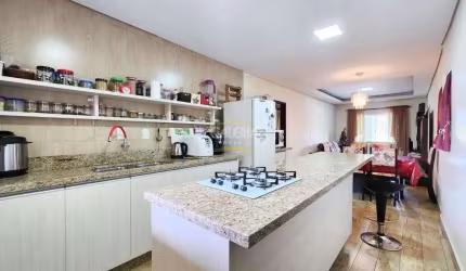 CASA no PETRÓPOLIS com 2 quartos para VENDA, 142 m²