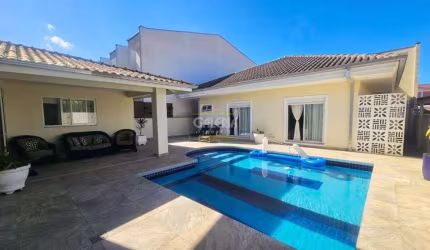 CASA no ITAUM com 3 quartos para VENDA, 204 m²