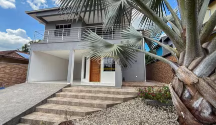 CASA no JARDIM SOFIA com 4 quartos para LOCAÇÃO, 253 m²