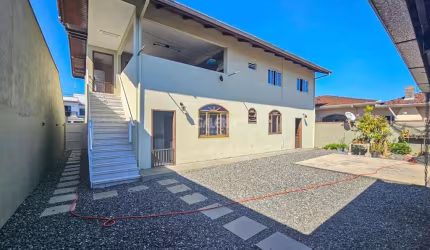 CASA no IRIRIÚ com 5 quartos para VENDA, 324 m²
