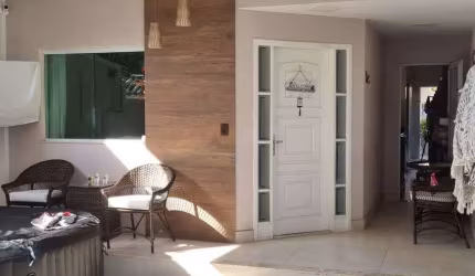 CASA LINEAR NO MARAVISTA