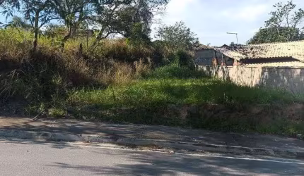 Ótimo Terreno plano de 450 m2 na Rua 15 no Bairro Manu Manuela