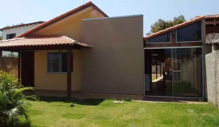 Excelente Casa no centro de inoã