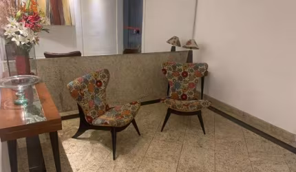 Excelente Apartamento na Rua Paulo Alves 110 no Ingá