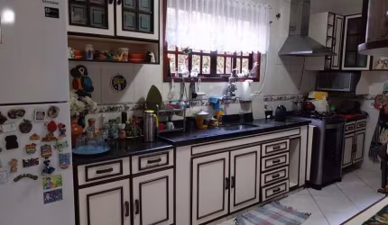 Excelente Casa Linear Bem Localizada e Cercada de Verde