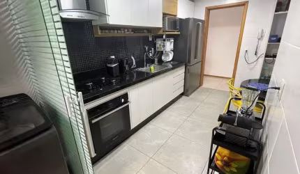 Excelente Apartamento no Condomínio Oasis em Camboinhas - Niterói.