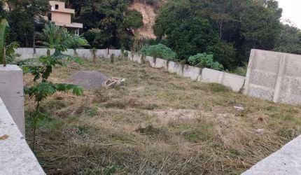 Vendo dois Lotes no Cafubá com total de 858 M2