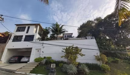 Casa Maravilhosa em Condomínio Tradicional